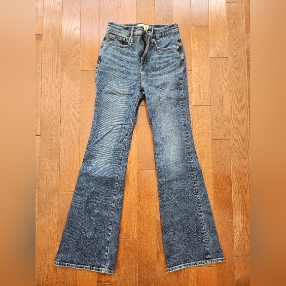 MOVING SALE Madewell Classic Blue Women's Jeans - Picture 4 of 5